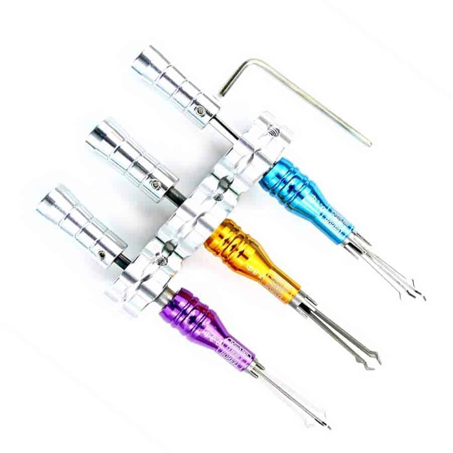 Cross lockpick