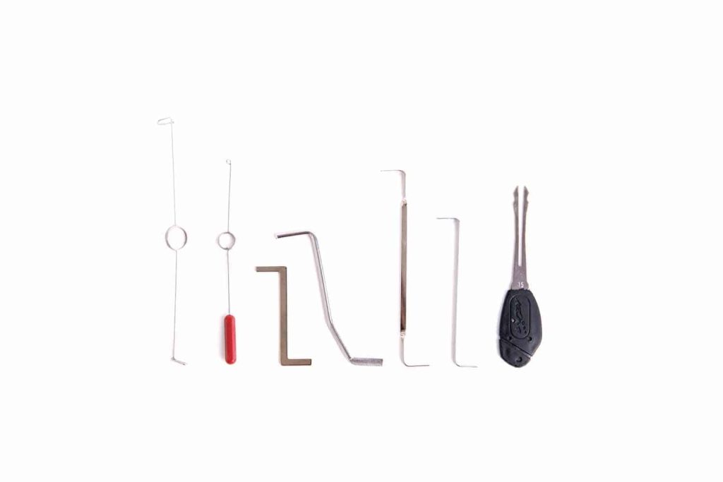 Tension wrenches en Prybars van de K-300 lockpicking set bij LockpickWebwinkel
